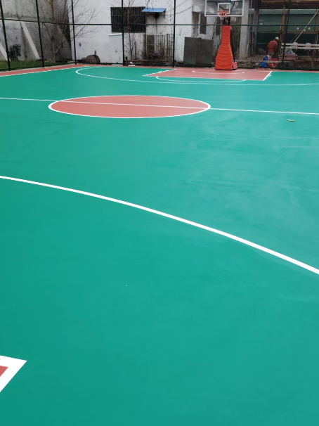 葫芦岛 球场长期使用易出现地面开裂